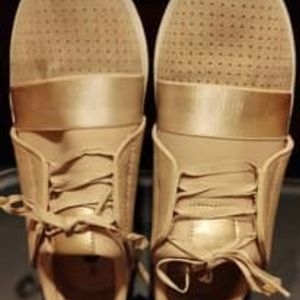 Big Buddha Women's tennis shoes